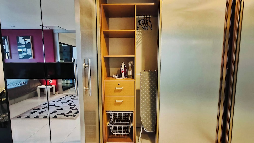 168 Rajdamri Apartment Near Central World