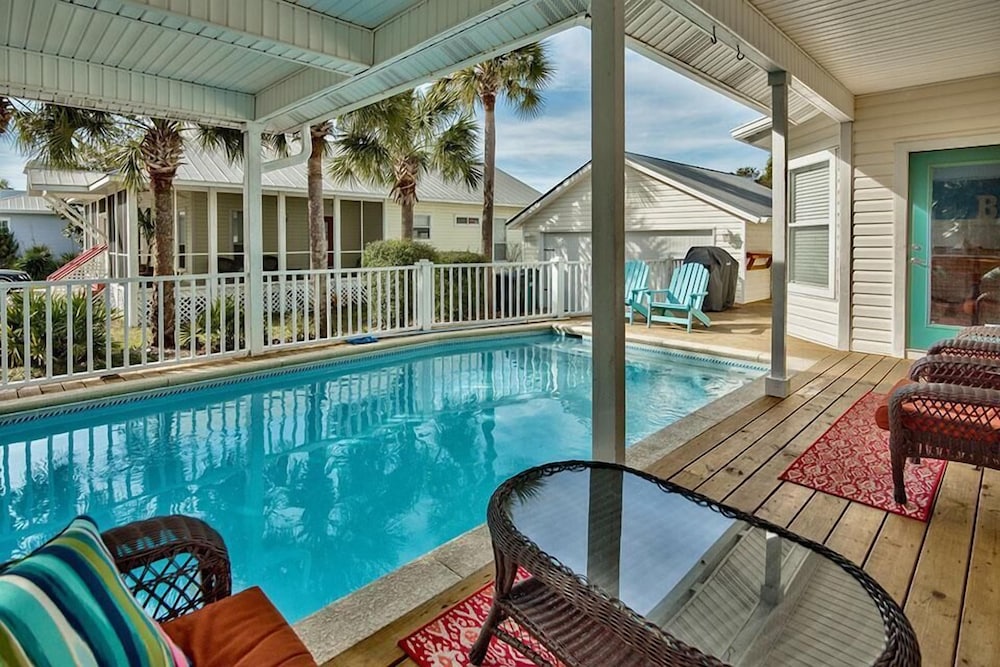 SUMMER SHANDY 4 Bedroom Holiday Home by Five Star Properties