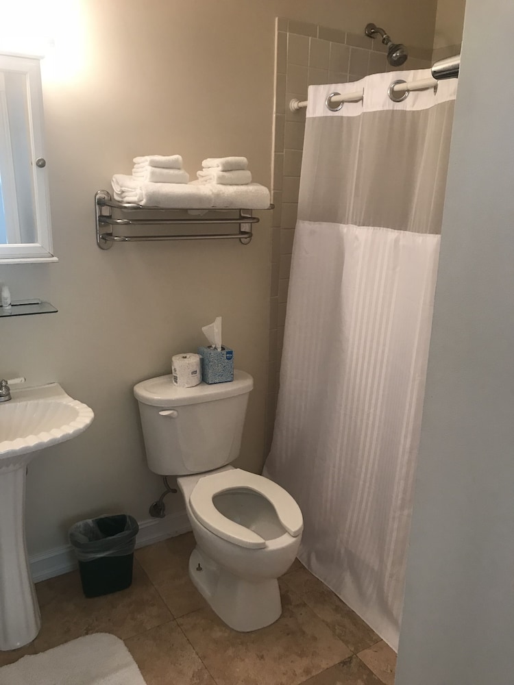 New Orleans House - Gay Men Adult Resort