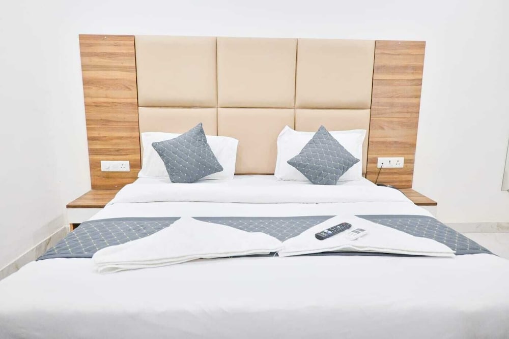 Hotel Yashobhoomi Inn