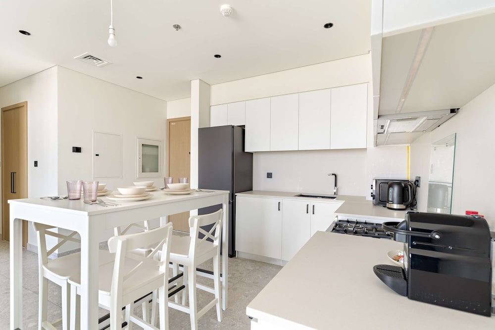 Elegant One-bedroom in Dubai Hills for 4 Persons