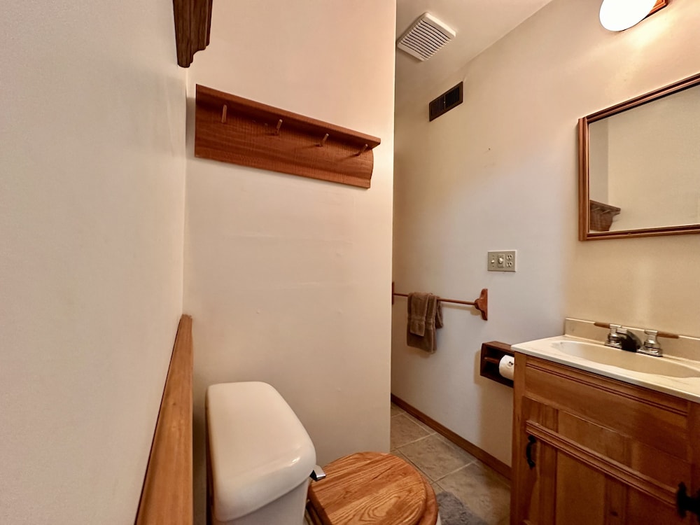 Blue Pine Forest Lodge 3 Bedroom Cabin