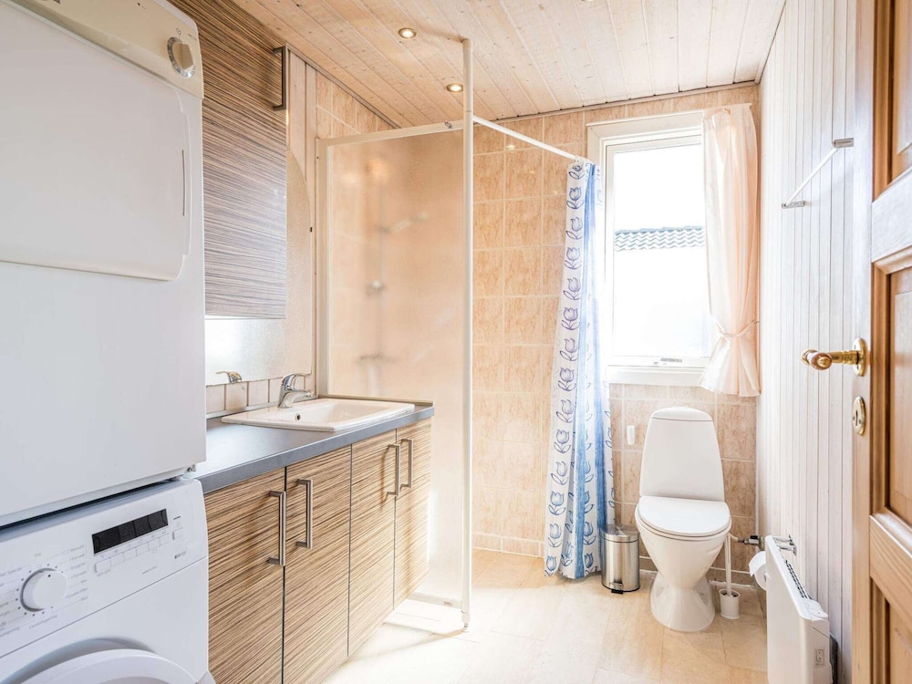 6 Person Holiday Home in Hvide Sande view 2