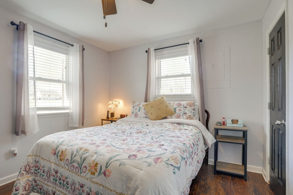 5 Mi to Dtwn Fredericksburg: Family Gem w/ Yard