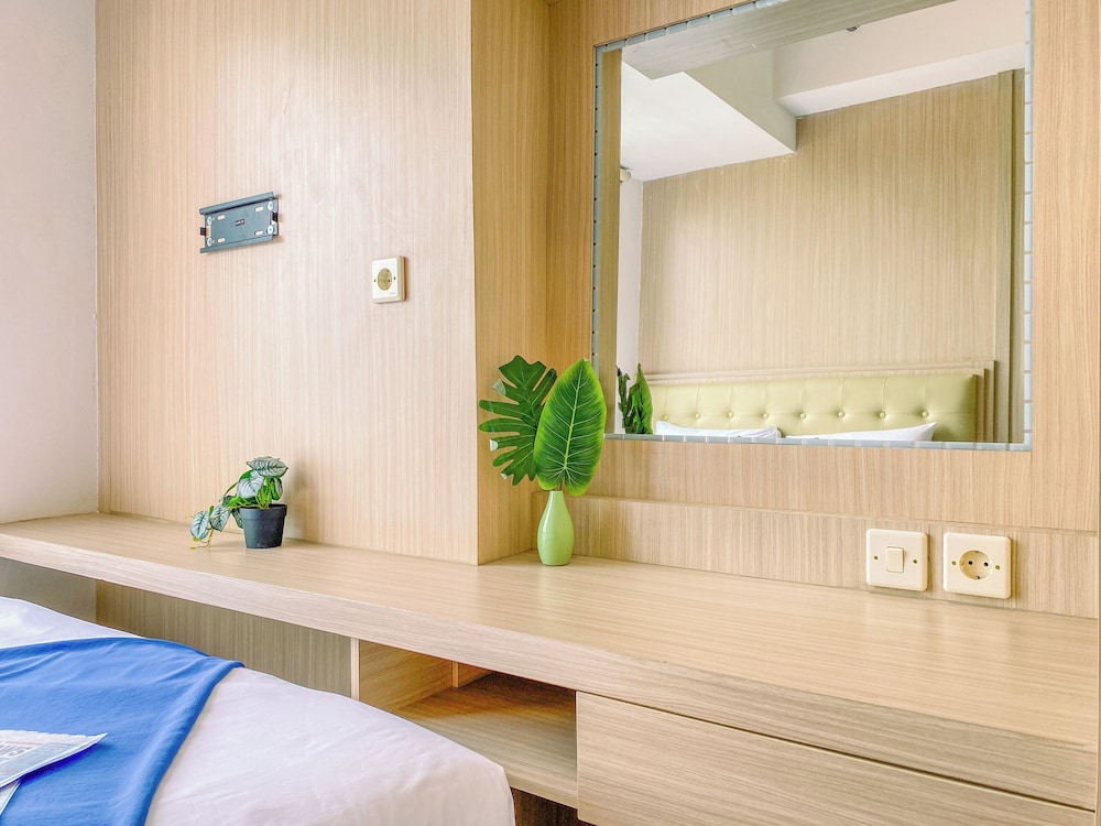 Simply 2Br Apartment At Tokyo Riverside Pik 2
