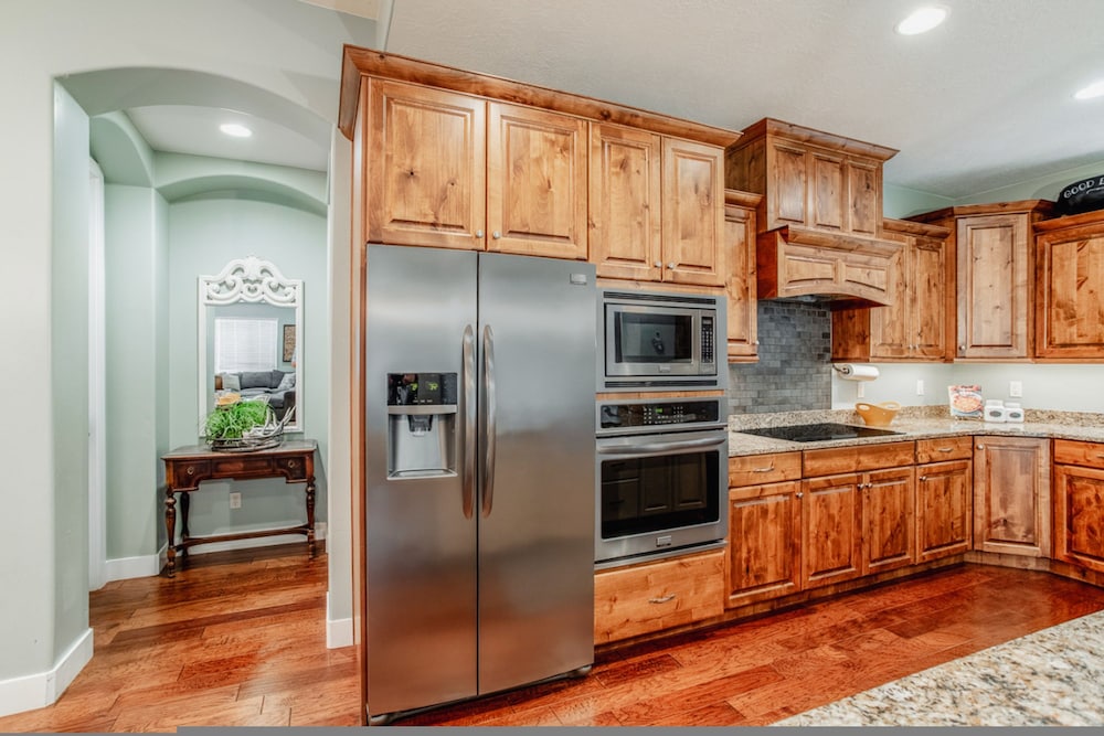 Paradise Village 3 - Grand View Estates