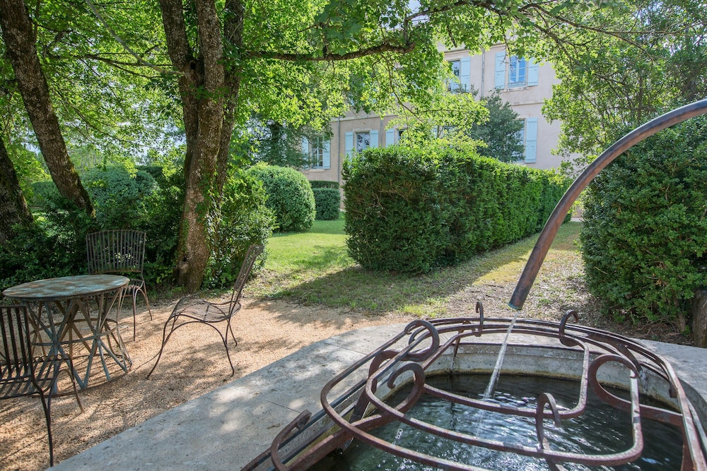 Château de Potelières