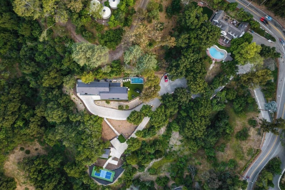 Oak Haven Sanctuary - Grand Estate With Pool, Guest House & Scenic Views