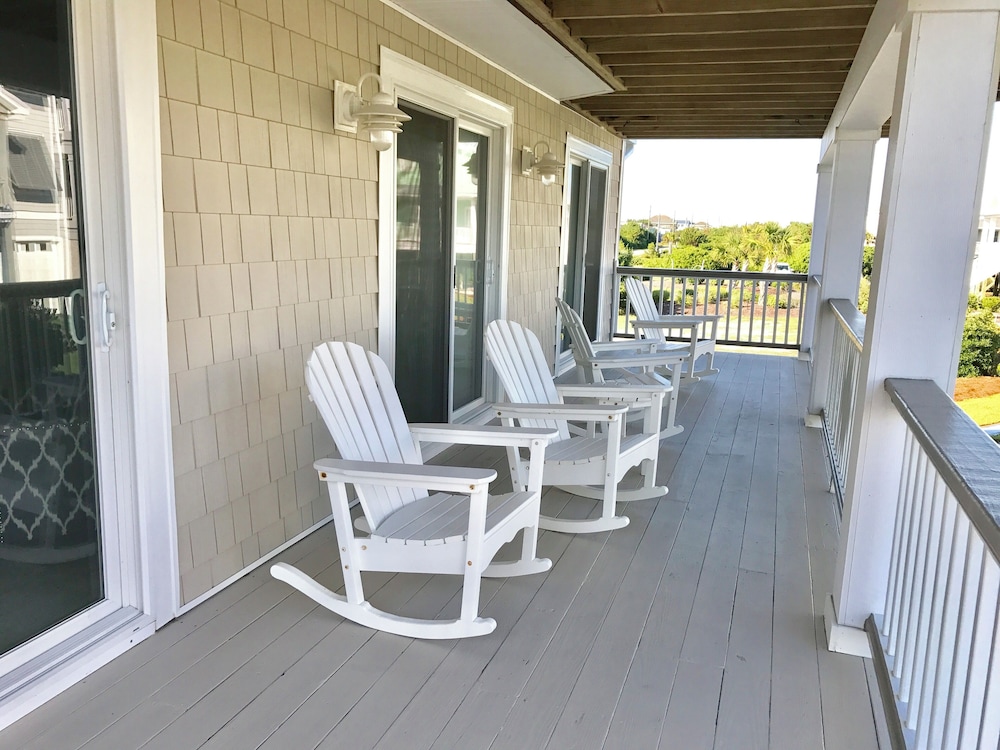 As Good As It Gets by Topsail Realty
