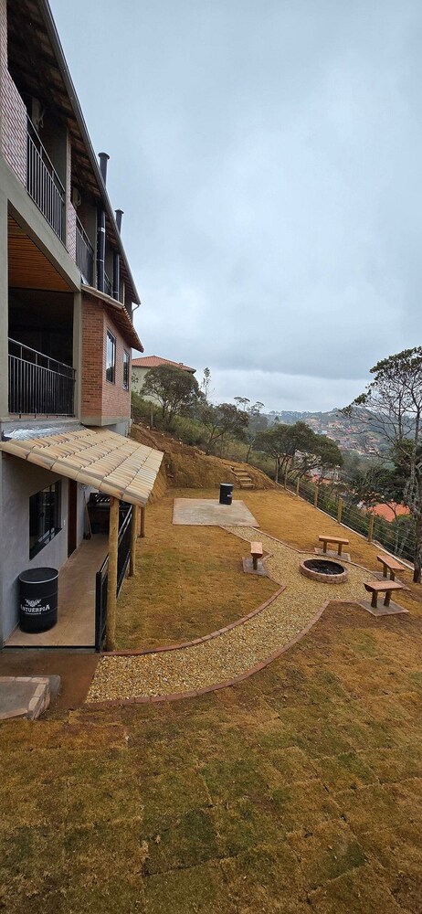Villa da Serra 750m do centrinho