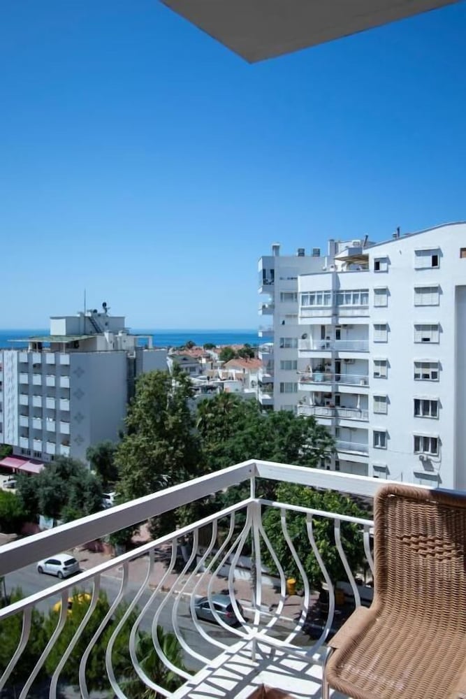 Dinc Otel - Image 10