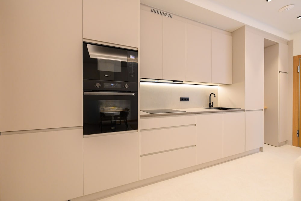 M Scr7b2 Amplio Piso Exterior de un Dormitorio e
