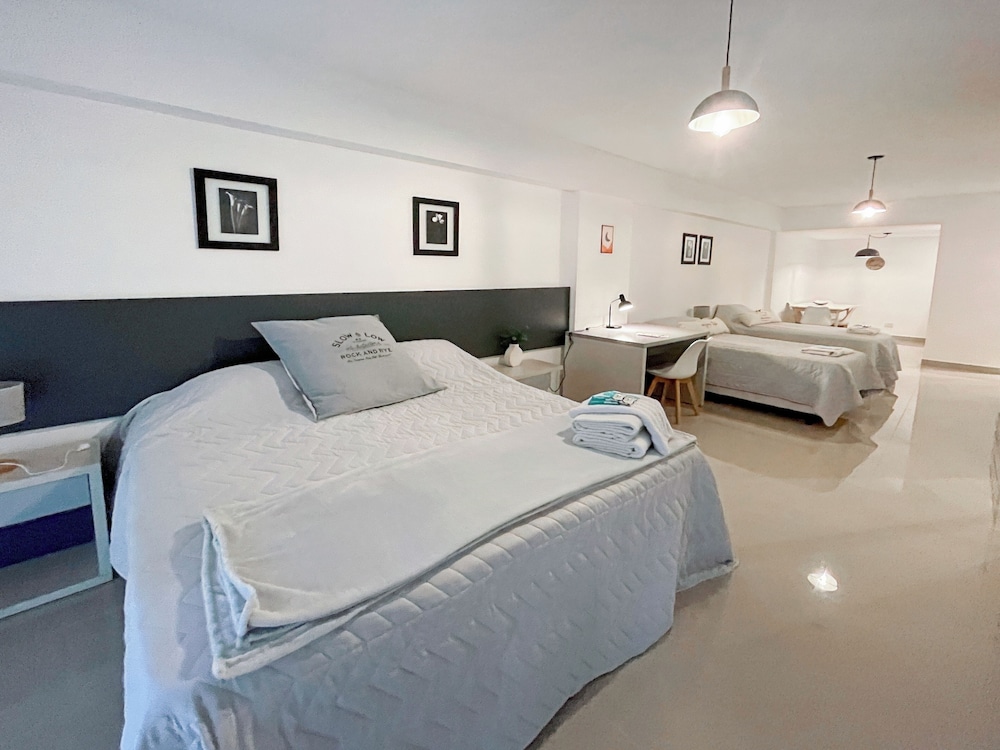 Ayres Suites Moreno