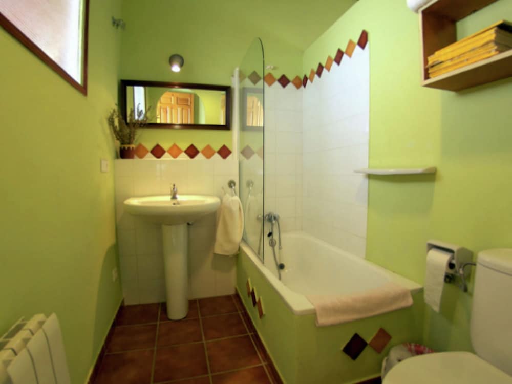 Cozy Cottage in Ronda With Swimming Pool photo 3