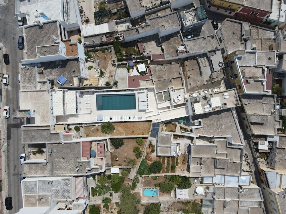 Primula Apartment in Ts Residence, With Infinity Pool #1 photo 4