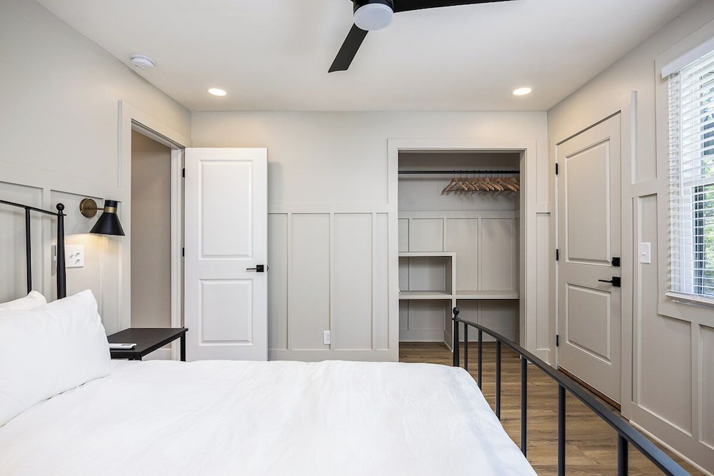 The Nomad by AvantStay – Modern Comfort Near Downtown view 5
