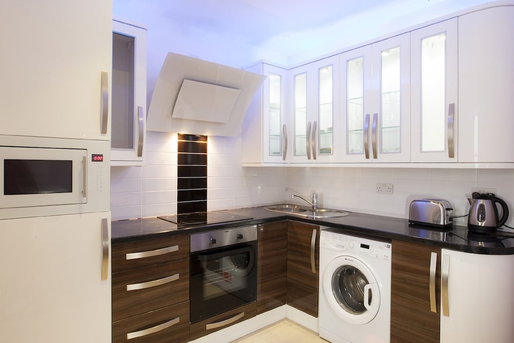 Oxbridge Apartments
