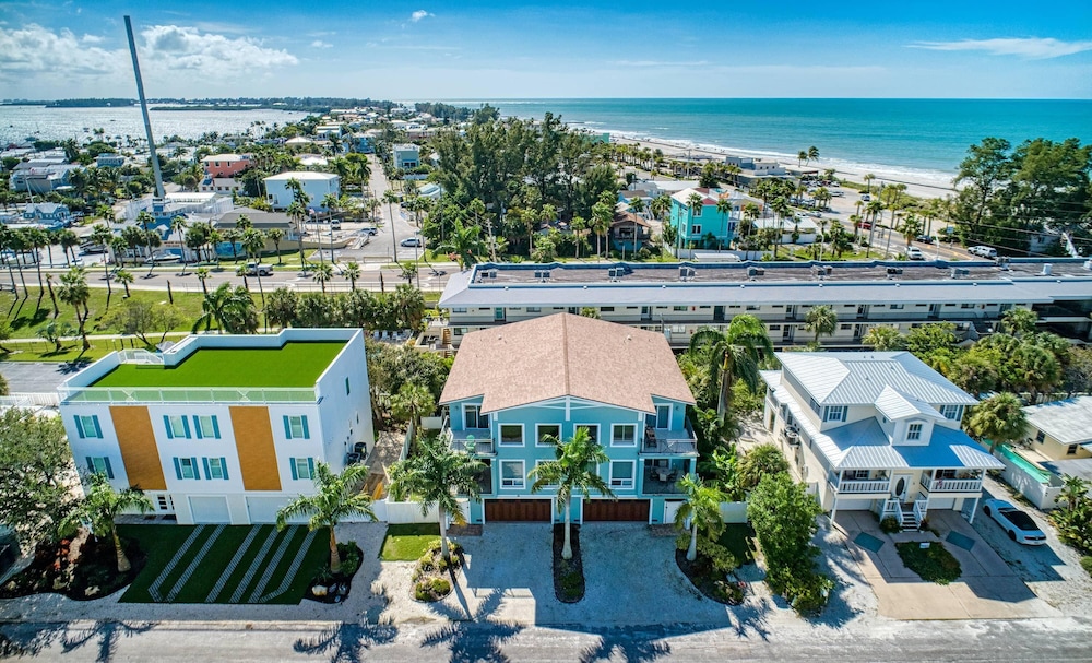Anna Maria Island Beach Palace