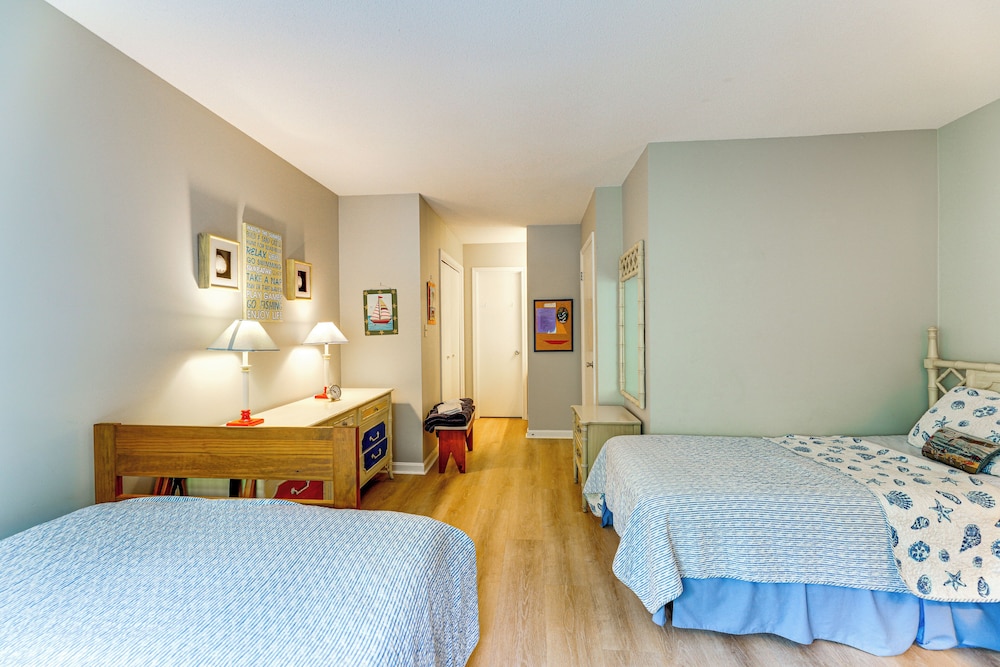 ~ 1 Block to Bethany Beach, Retreat w/ Pool Access