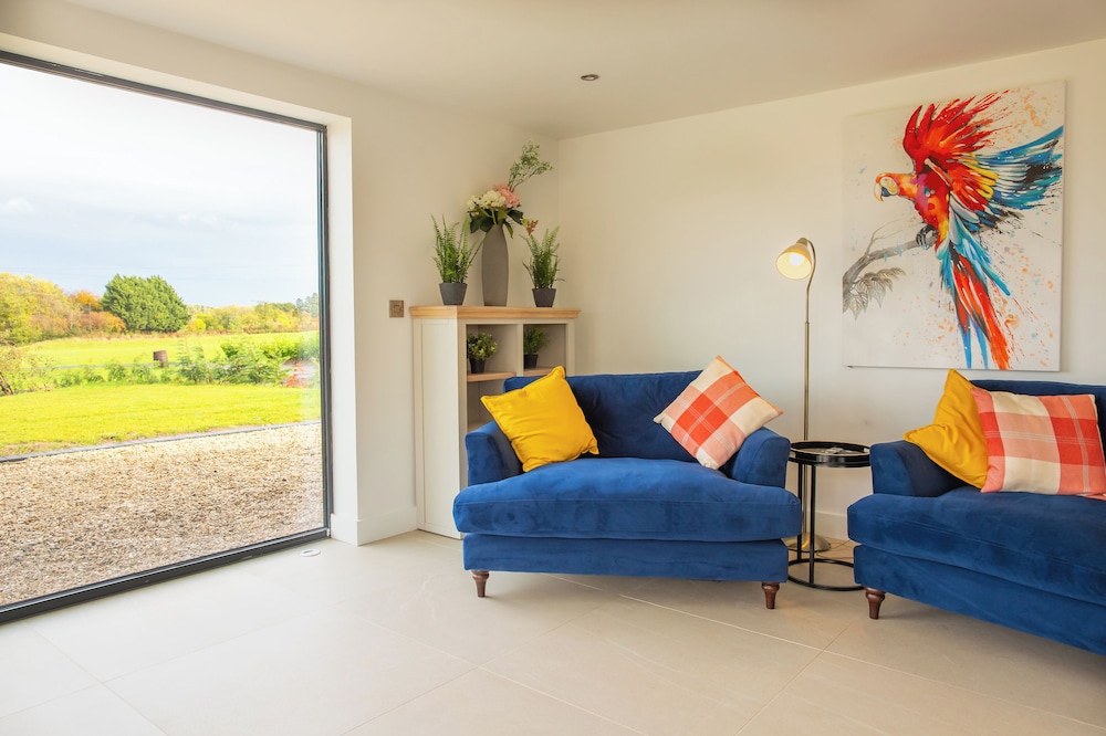 Beautiful Barn Conversion-Escape for 12