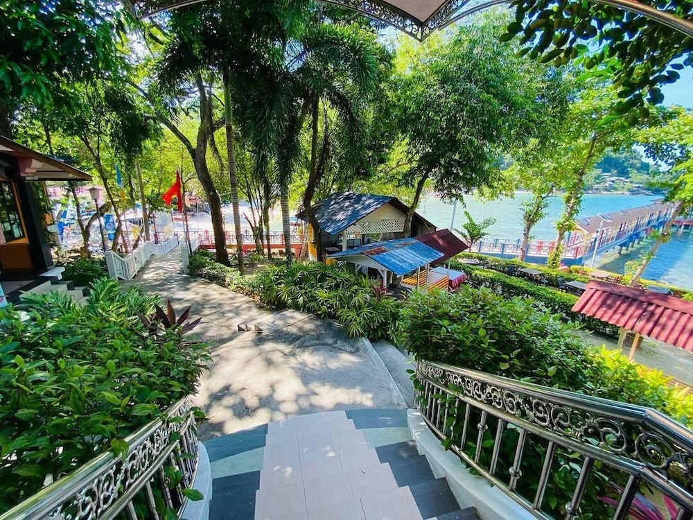 Sharilaa Coral Perhentian Resort