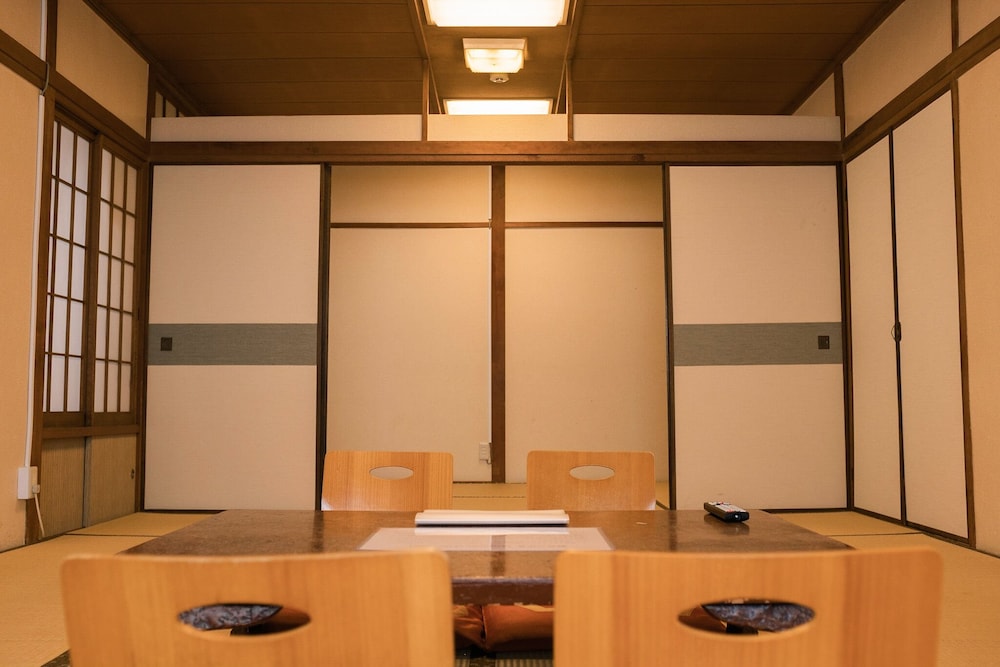 Guest House Sunline Beppu - Hostel