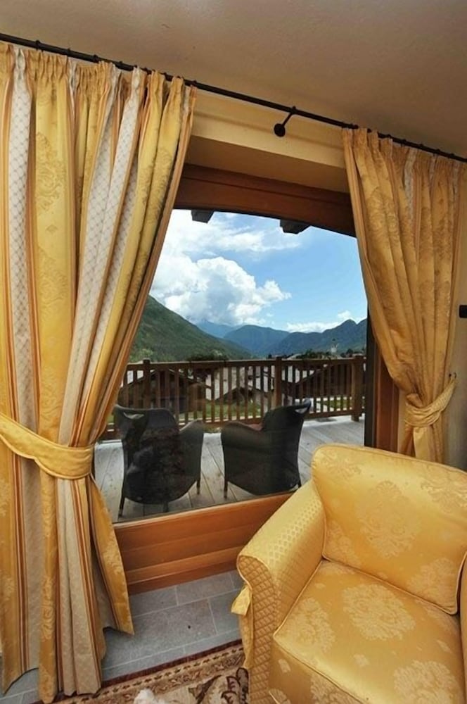 Gresil Residence