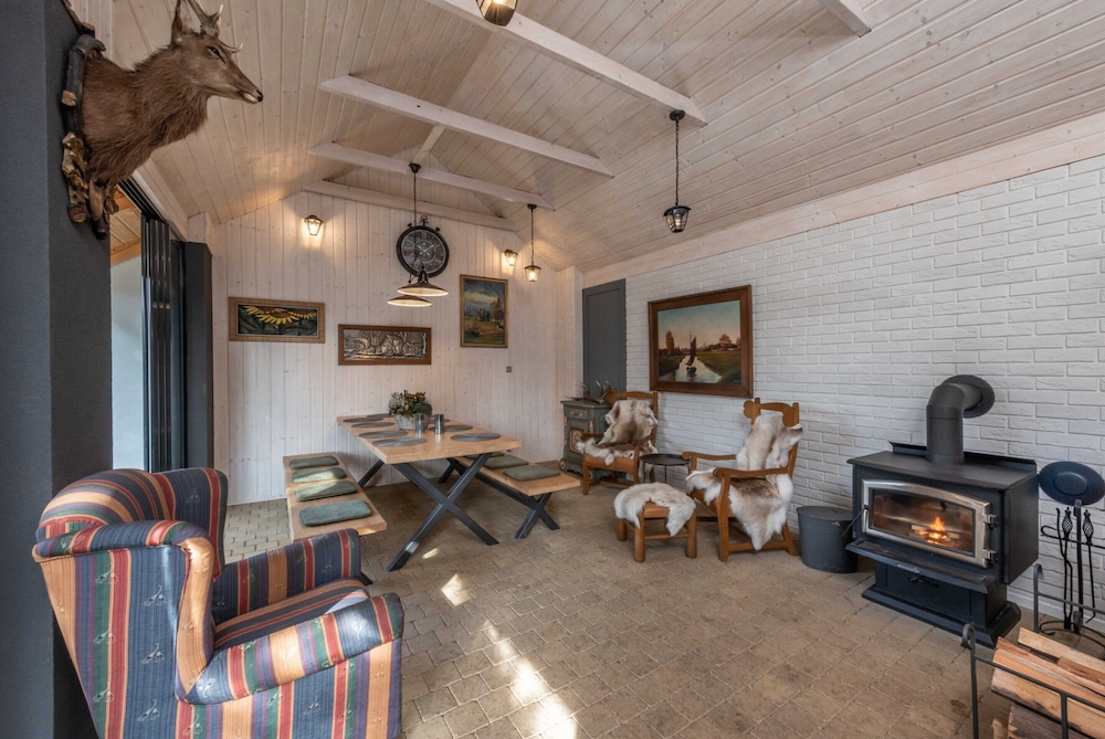 Chalet in Roprachtice Near Ski Slopes