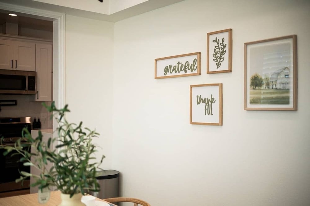 Cozy Retreat Near Downtown Perfect for Families