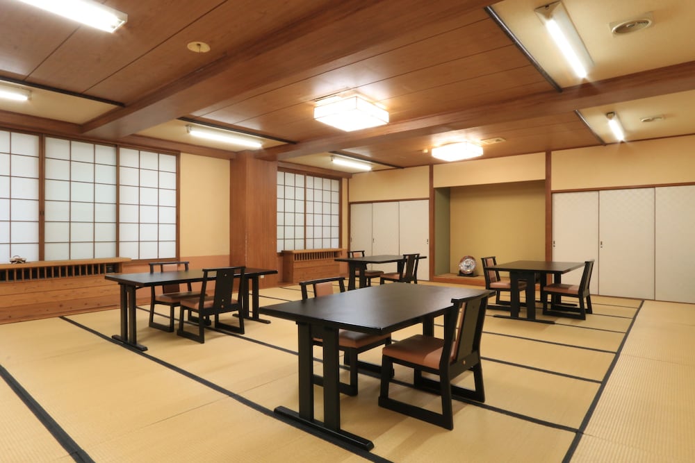meeting & event spaces