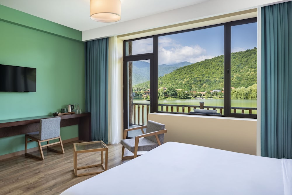 Lopota Lake Resort & Spa