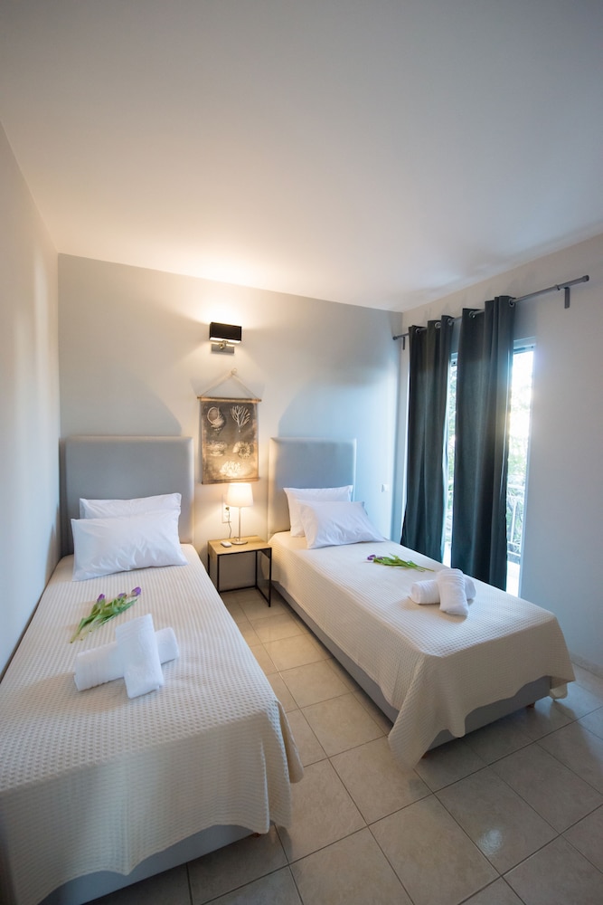 Regalo Apartments
