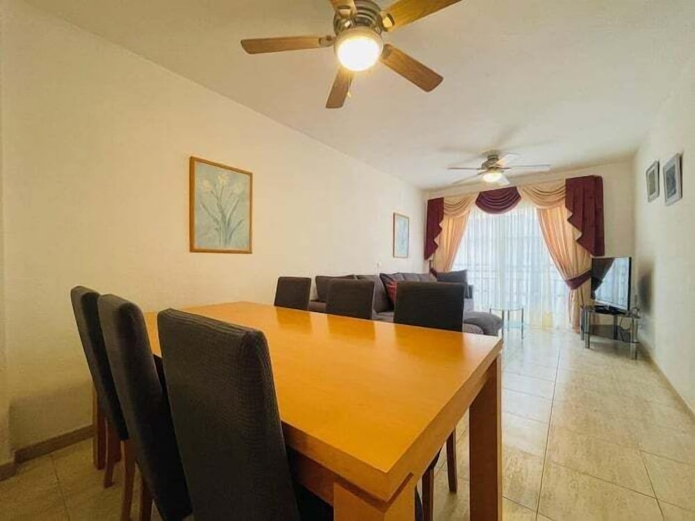 Family Apartment 3BR Communal Pool Kids Park