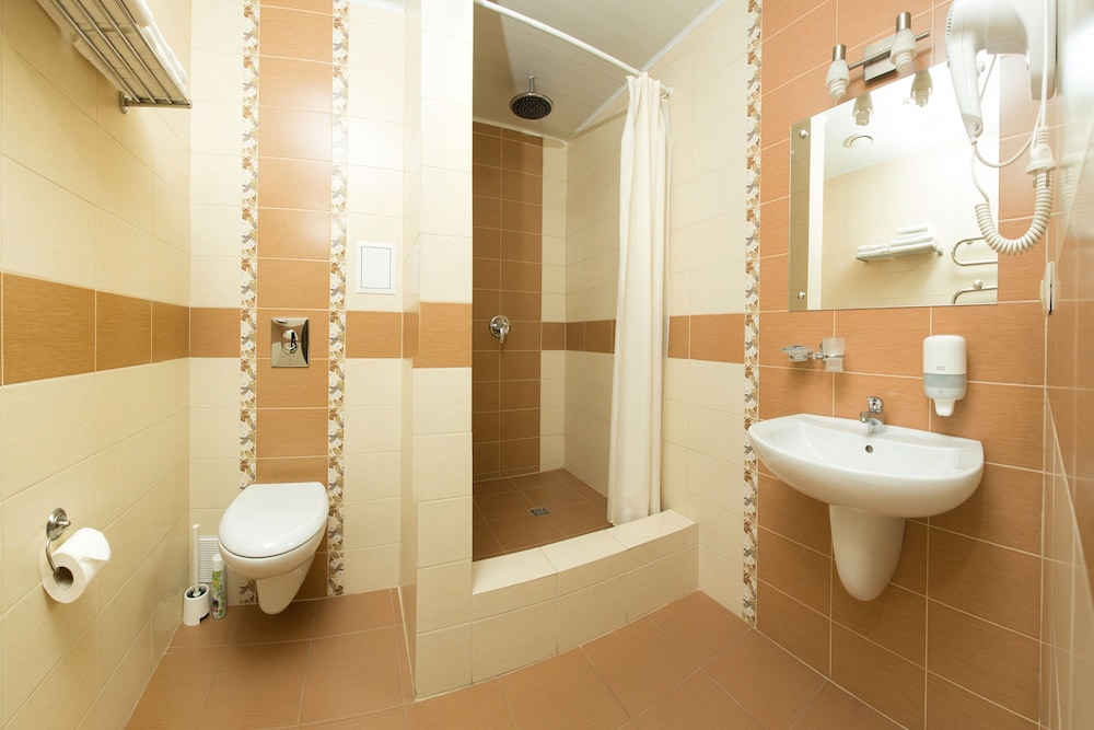 Tranzit Hotel