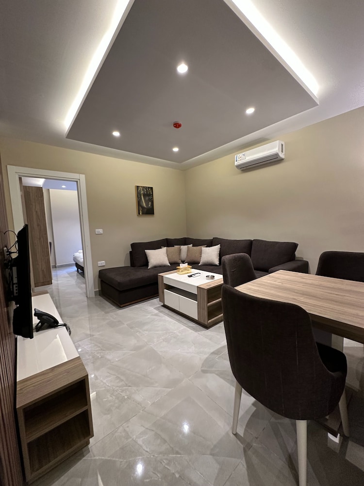 Charming Amman Apartment With Terrace and Garden