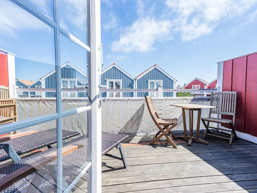 4 Person Holiday Home in Blavand view 4