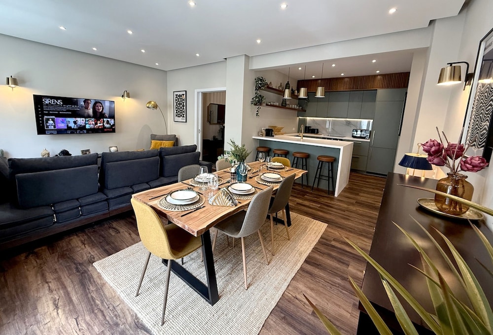 Siga-siga Luxury Acropolis Apt