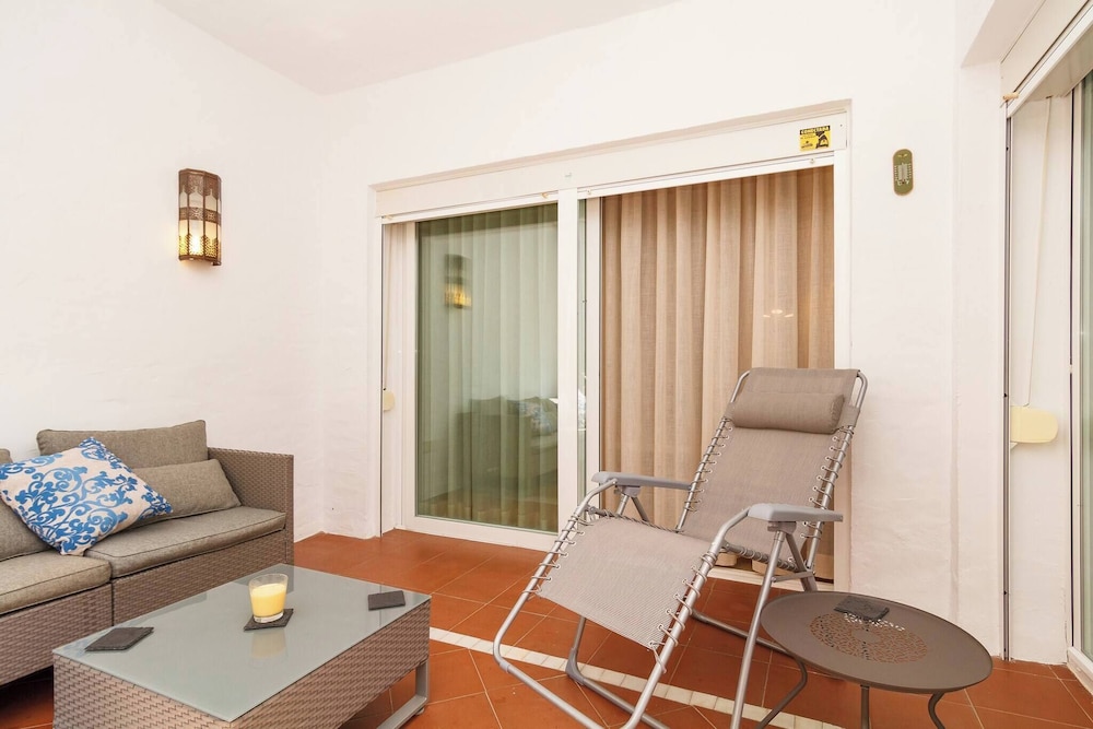 Avalon Apt Costalita Close To The Beach And Golf