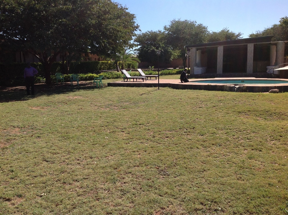 Photo 9