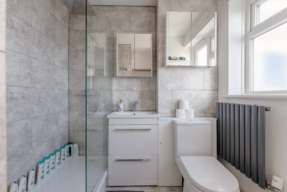 Scenic and Unique 2 Bedroom - Hackney Central