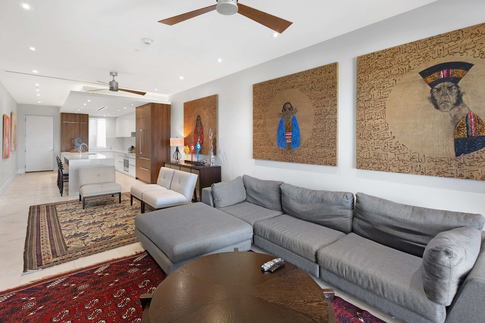 2 Bed Ocean View Condo at ONE Cable Beach