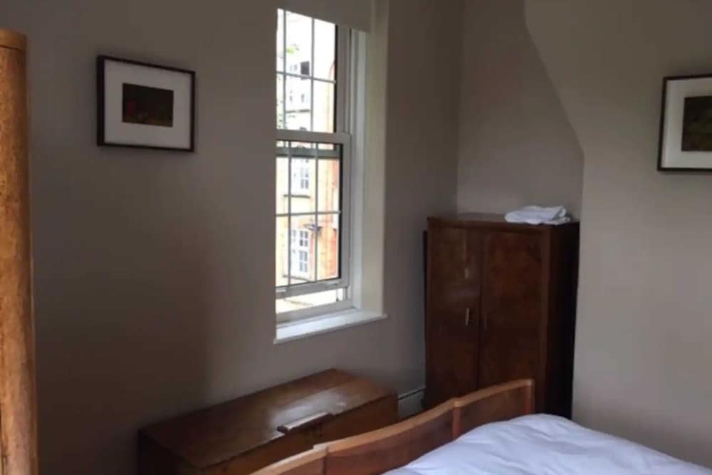 Stunning 2 Bedroom Flat in the Heart of Bermondsey