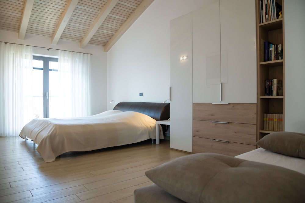 Villa Lavanda in Kriz Sezana With Private Swimpool view 3