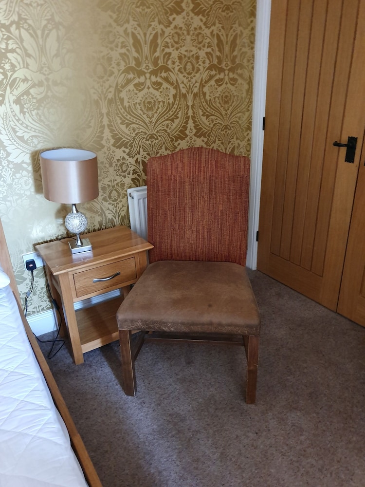 The George at Ashley view 4