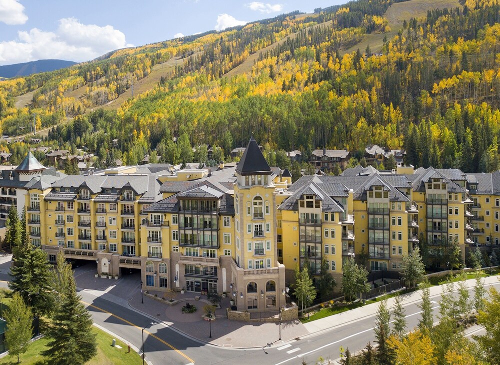 Ritz Carlton Vail #402 4 Bedroom Condo