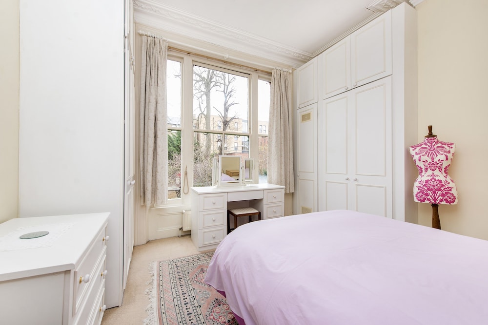 Allegra House
