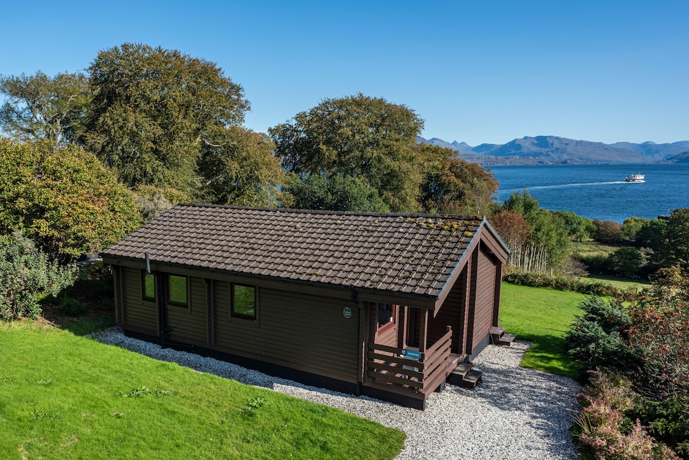 Armadale Castle Cabins