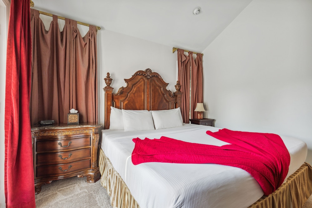 Columbia Vacations - The Columbia Inn at Peralynna Manor - Property Image 14