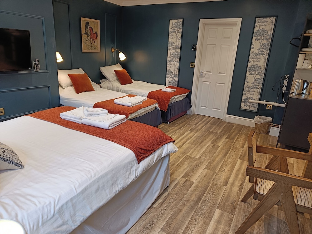 Rooms on The Prom