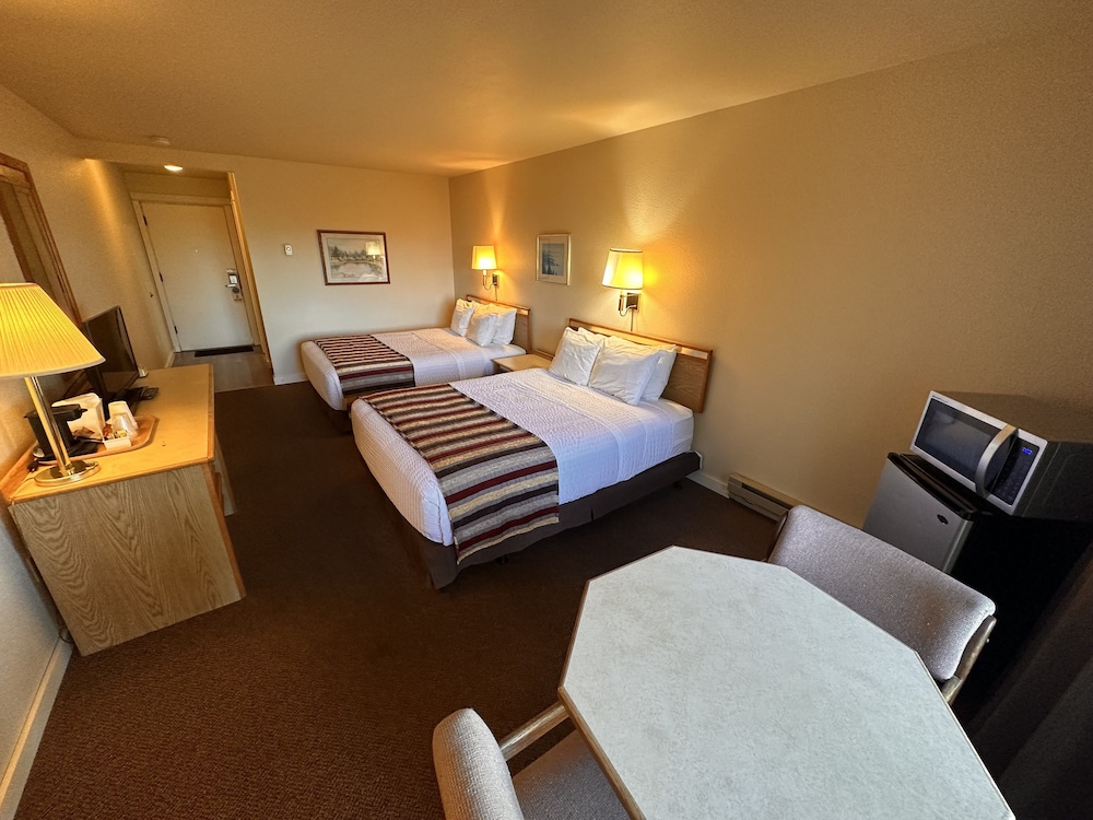 Astoria Crest Motel